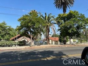 1937 Delta Street, Los Angeles CA 90026