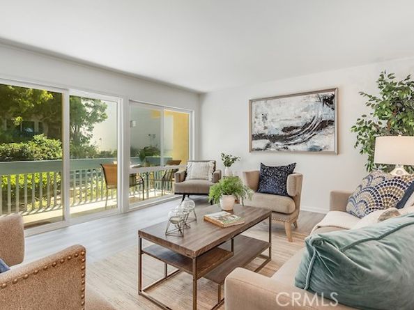 824 Camino Real 101, Redondo Beach CA 90277