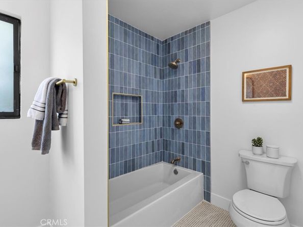 923 Larker Avenue, Los Angeles CA 90042