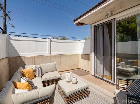 2210 Mathews Avenue A, Redondo Beach CA 90278