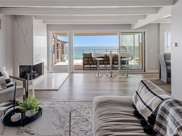 2208 The Strand, Manhattan Beach CA 90266