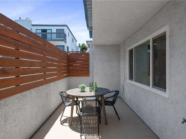 1440 12th Street C, Manhattan Beach CA 90266