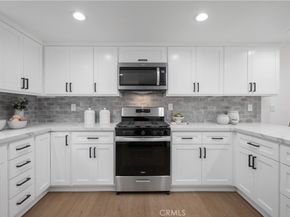1440 12th Street C, Manhattan Beach CA 90266