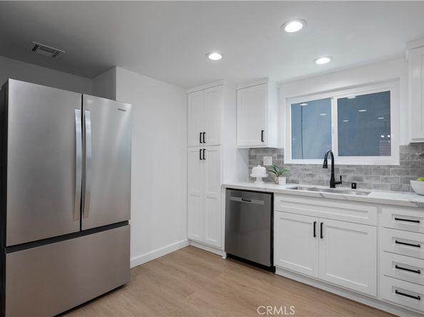 1440 12th Street C, Manhattan Beach CA 90266