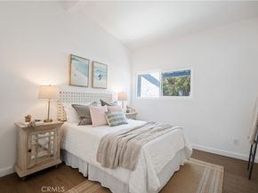 1440 12th Street C, Manhattan Beach CA 90266