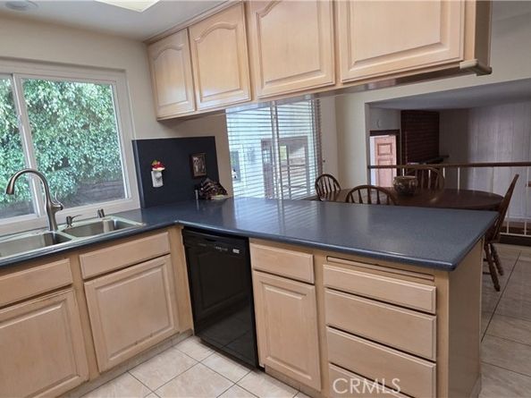 2250 Santa Fe Avenue, Torrance CA 90501