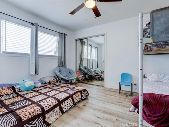 1720 Cerritos Avenue, Long Beach CA 90813