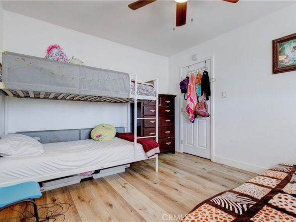 1720 Cerritos Avenue, Long Beach CA 90813