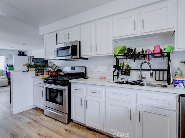 1720 Cerritos Avenue, Long Beach CA 90813