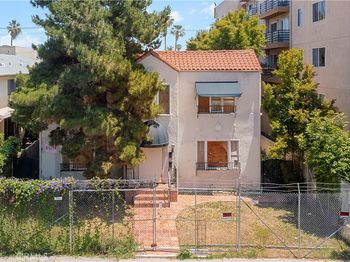 352 N Hayworth Avenue