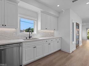 25628 Rolling Hills Way, Torrance CA 90505