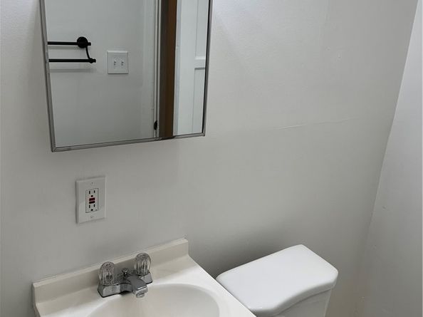 1250 W 83rd Street, Los Angeles CA 90044