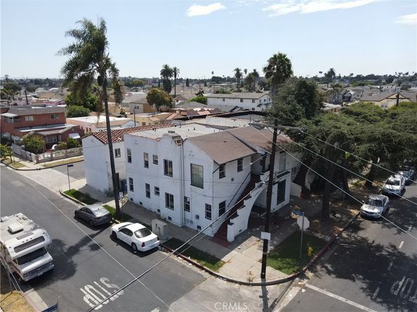 1250 W 83rd Street, Los Angeles CA 90044