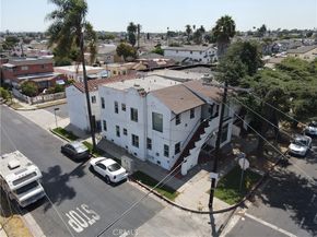 1250 W 83rd Street, Los Angeles CA 90044