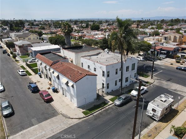 1250 W 83rd Street, Los Angeles CA 90044
