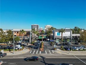 21301 Erwin 420, Woodland Hills CA 91367