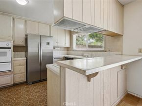 22259 Bassett, Canoga Park CA 91303
