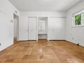 22259 Bassett, Canoga Park CA 91303