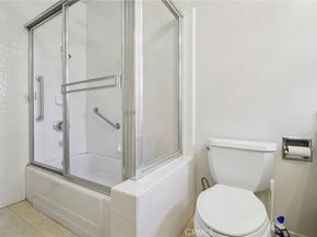 22259 Bassett, Canoga Park CA 91303