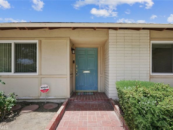 22259 Bassett, Canoga Park CA 91303