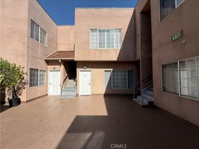 5620 Yolanda Avenue 213, Tarzana CA 91356