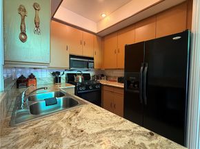 5620 Yolanda Avenue 213, Tarzana CA 91356