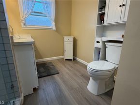 7517 N Ontario Street, Sun Valley CA 91504