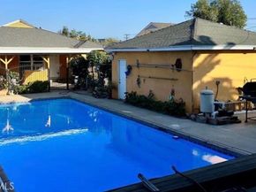 7517 N Ontario Street, Sun Valley CA 91504
