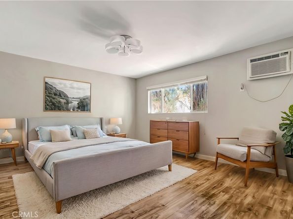 6520 Shirley Avenue 14, Reseda CA 91335