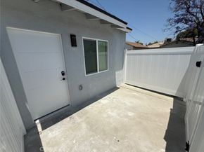 8100 Bellaire Avenue, North Hollywood CA 91605