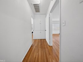 8100 Bellaire Avenue, North Hollywood CA 91605