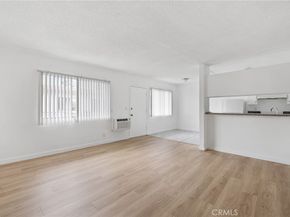 13040 Dronfield 25, Sylmar CA 91342