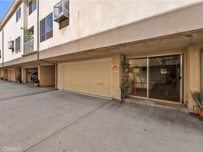 8800 Burnet Avenue 15, North Hills CA 91343