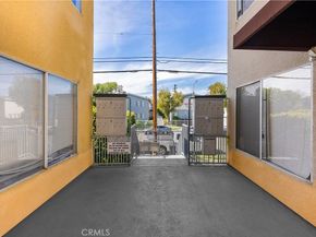 8800 Burnet Avenue 15, North Hills CA 91343