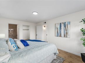 8800 Burnet Avenue 15, North Hills CA 91343