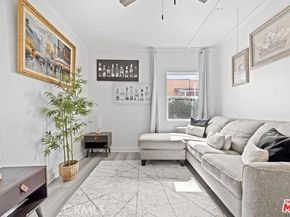 2210 Clyde, Los Angeles CA 90016