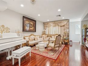 13225 Victory Boulevard, Valley Glen CA 91401
