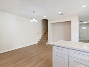 7615 Glade Ave 114, Canoga Park CA 91304