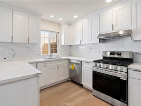 7615 Glade Ave 114, Canoga Park CA 91304