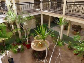 1236 N Columbus 16, Glendale CA 91202