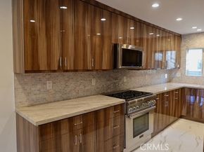 1236 N Columbus 16, Glendale CA 91202