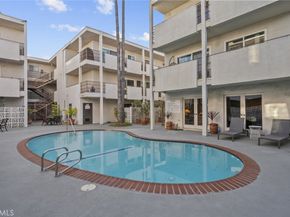 4445 Cartwright Avenue 106, Toluca Lake CA 91602