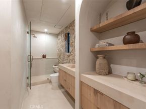 11746 Blix, Valley Village CA 91607