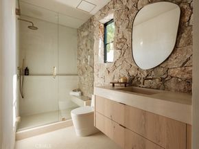 11746 Blix, Valley Village CA 91607