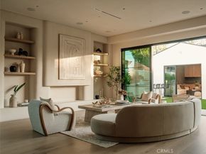 11746 Blix, Valley Village CA 91607