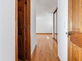 10214 Larwin Ave 7, Chatsworth CA 91311