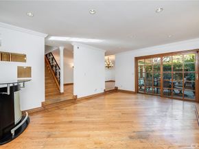 10214 Larwin Ave 7, Chatsworth CA 91311