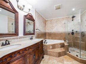 10214 Larwin Ave 7, Chatsworth CA 91311