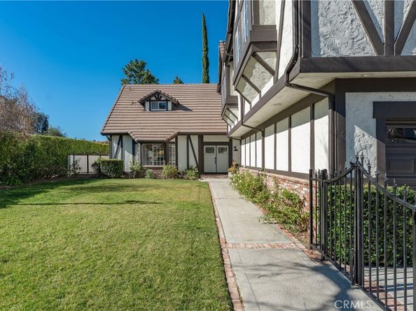5501 Fairgrange Drive, Agoura Hills CA 91301