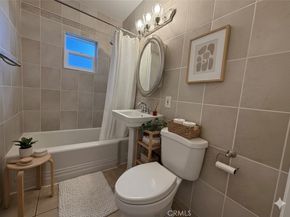 18237 Valley Vista, Tarzana CA 91356